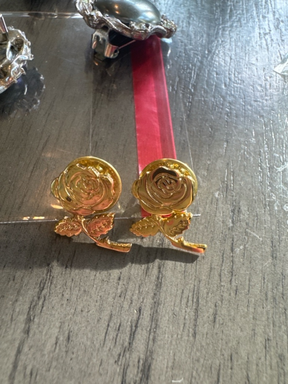 Vintage Gold-Tone Rose Lapel Pin